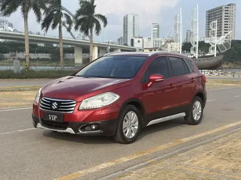 Suzuki S-Cross 2014