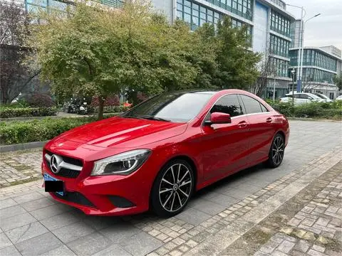 Mercedes-Benz GLA 2015