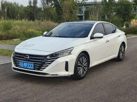 Nissan Teana 2024