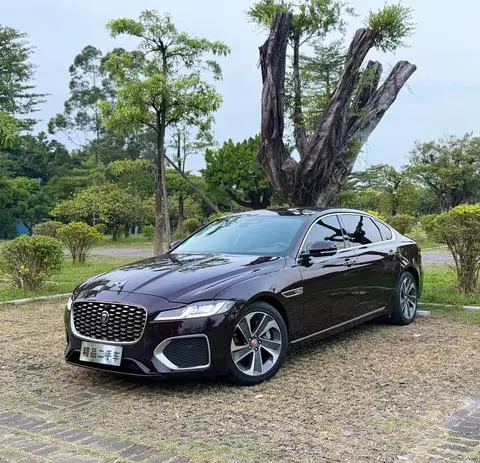 Jaguar XFL 2021