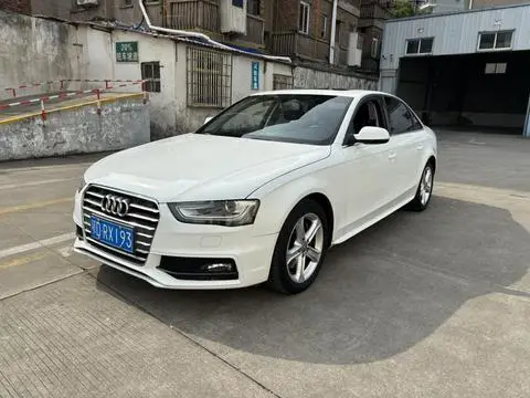 Audi A4L 2015