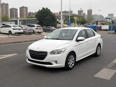 Peugeot 301 2014