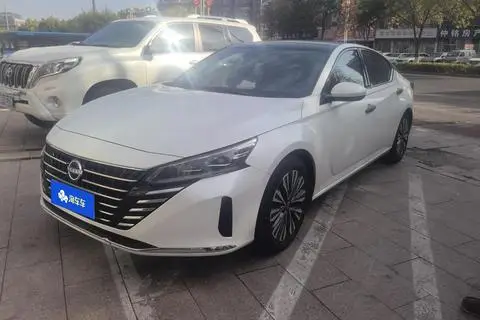 Nissan Teana 2022