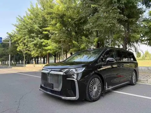 Voyah 梦想家 PHEV 2025