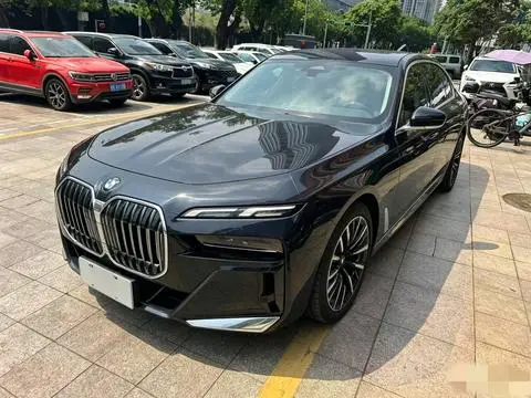BMW 7 Series 2023