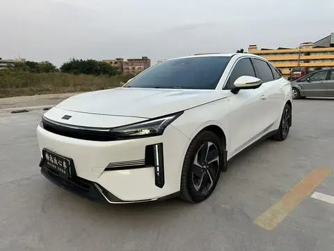 Geely Galaxy L6 2024