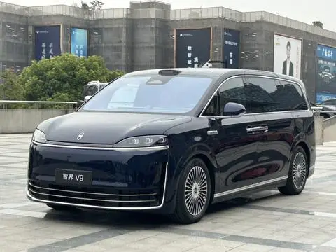 Luxeed V9 2026