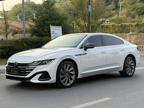 Volkswagen CC 2024