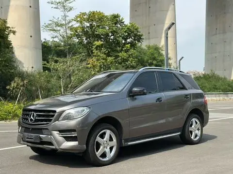 Mercedes-Benz M-Class 2015