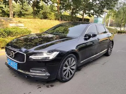 Volvo S90 2022