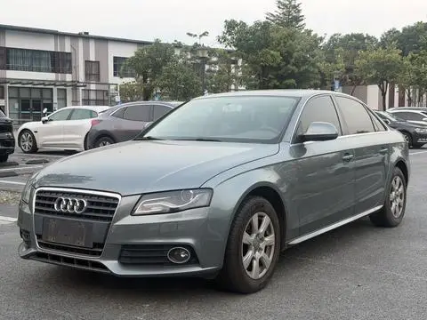 Audi A4L 2011