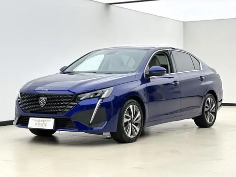 Peugeot 408 2022