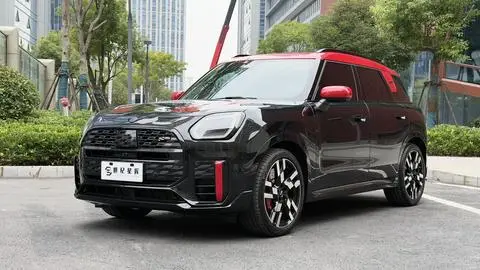 MINI JCW COUNTRYMAN 2024