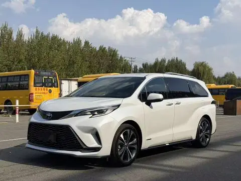 Toyota Granvia 2023