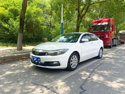 Qoros 3 2018