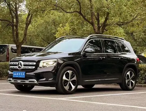 Mercedes-Benz GLB 2023