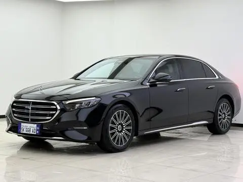 Mercedes-Benz E-Class 2024