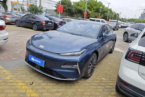 Geely Galaxy Starshine 8 2025