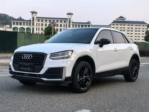 Audi Q2L 2018