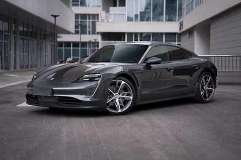 Porsche Taycan 2020