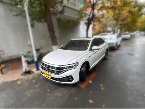 Volkswagen Sagitar 2023