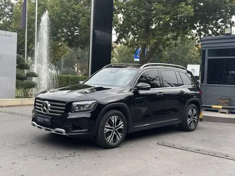 Mercedes-Benz GLB 2024