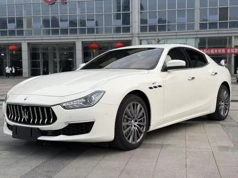 Maserati Ghibli 2022