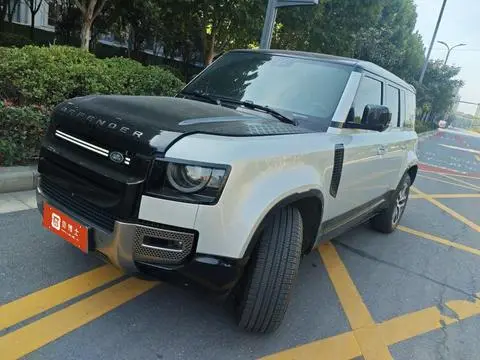 Land Rover Defender 2021