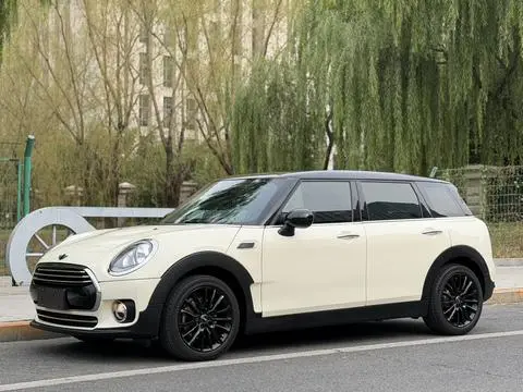 MINI Clubman 2016