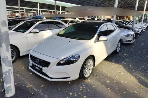 Volvo V40 2015