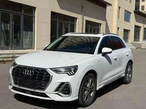 Audi Q3 2021