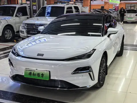 Geely Galaxy Starshine 8 2025