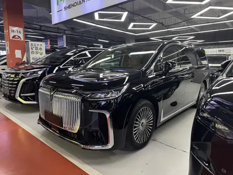Voyah Dream 2025