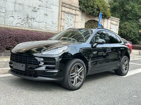 Porsche Macan 2021
