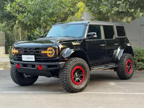 Ford Bronco 2024