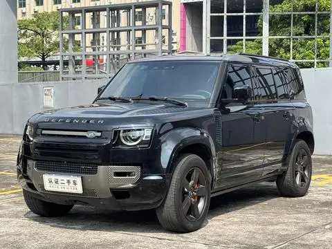 Land Rover Defender 2023