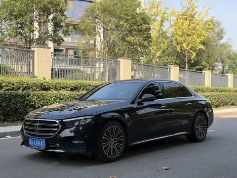 Mercedes-Benz E-Class 2024