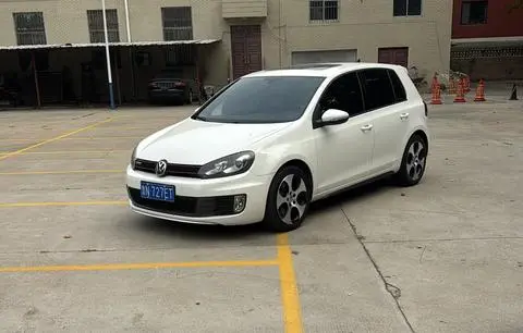 Volkswagen Golf GTI 2012