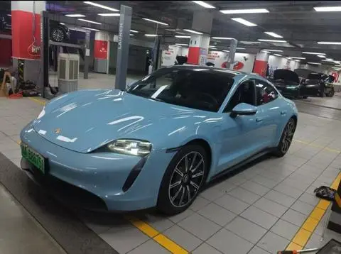 Porsche Taycan 2019