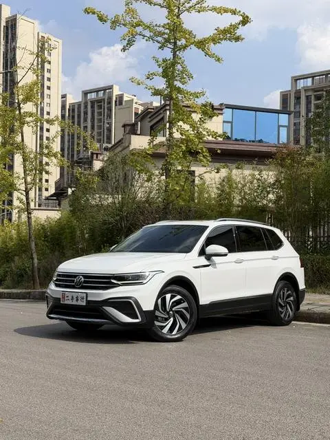 Volkswagen Tiguan L 2023