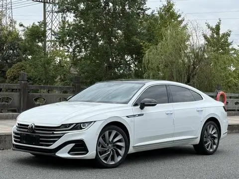 Volkswagen CC 2024