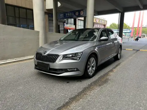 Skoda Superb 2016