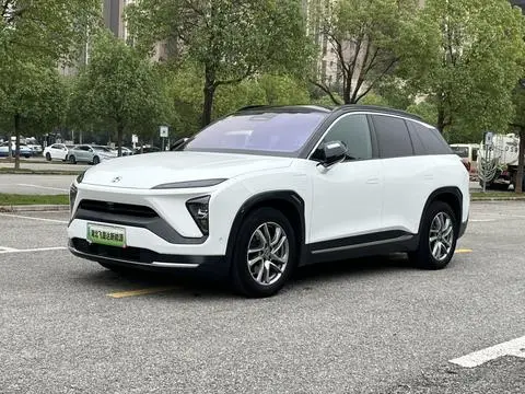 NIO ES6 2020