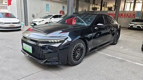 Toyota Crown 2024