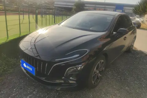 Hongqi E-QM5 2023