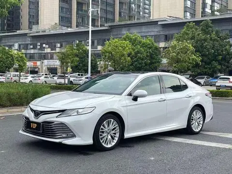Toyota Camry 2018