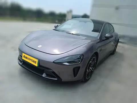 Xiaomi SU7 2024