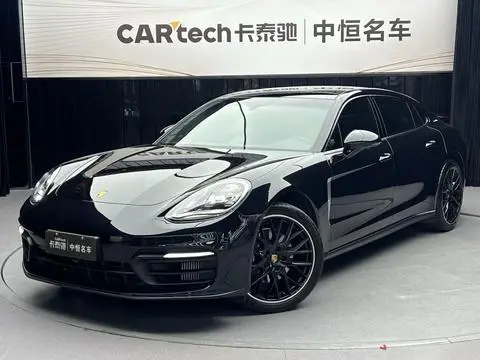 Porsche Panamera 2023