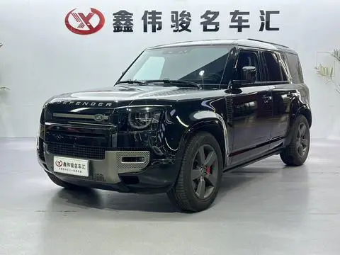 Land Rover Defender 2025