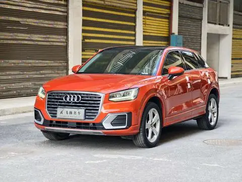Audi Q2L 2018
